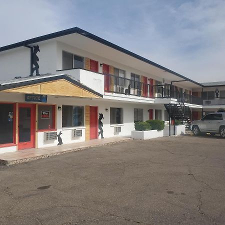 Almara Inn Тукумкари Экстерьер фото